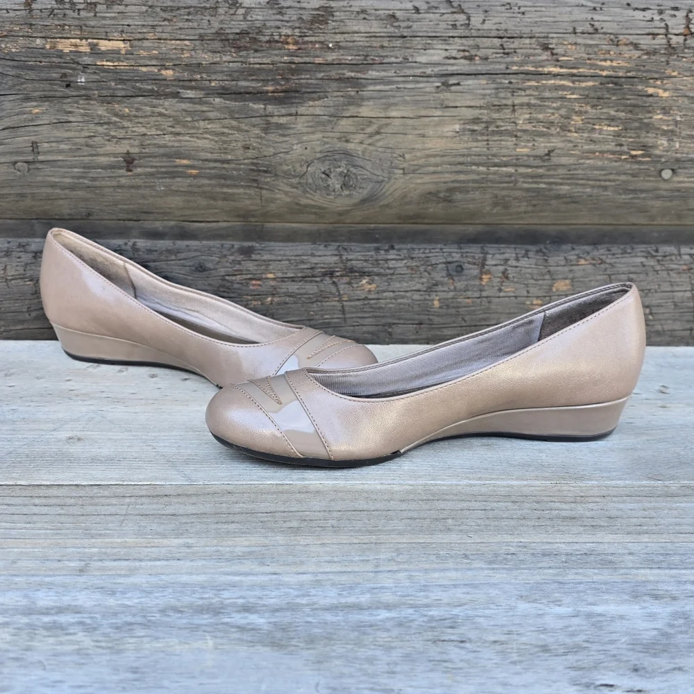 Life Stride Laflash Feminine Minimalist Blush Nude Comfort Wedge 6.5M
